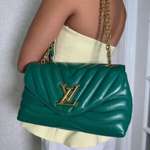 Louis Vuitton New Wave Chain Bag